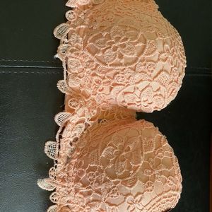 BODY FROSTING Strapless Bra M